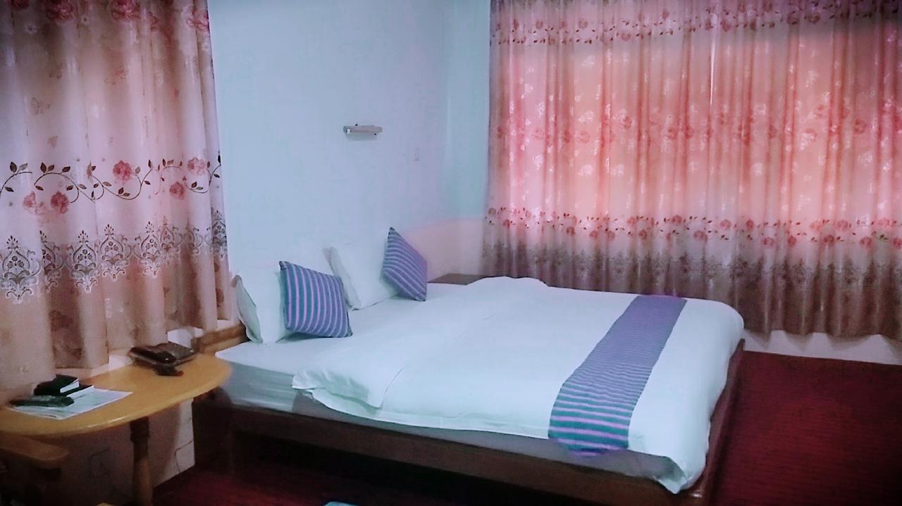Wun Tawp Garden Hotel Myitkyinā Exterior foto